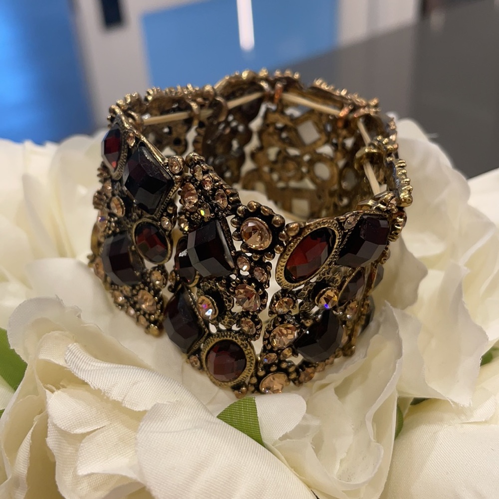 Bracelet - Picture 3 of 3